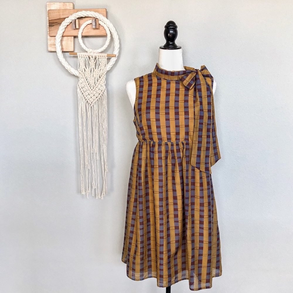 Topshop Tie-Neck Sleeveless Fall Colored Dress